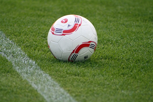 疑唤起了许 疑唤起了许